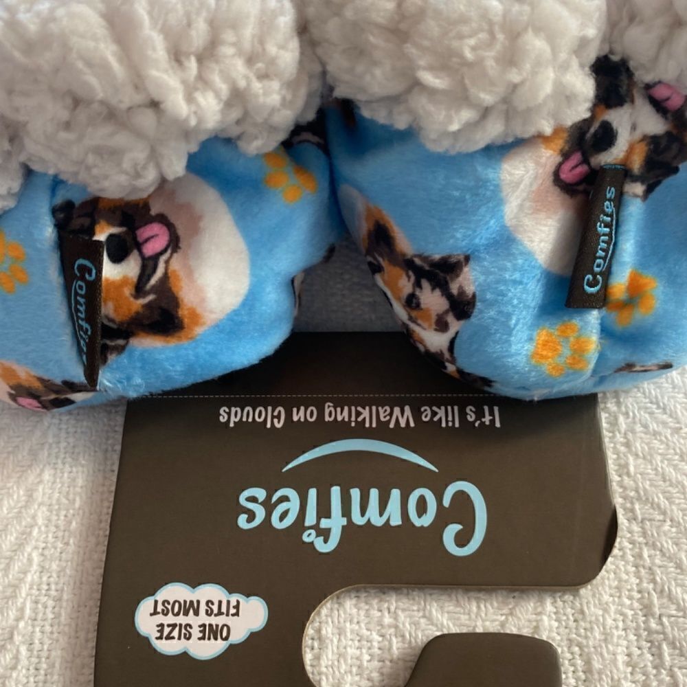 COMFIES Australian Sheperd Super Soft Slippers One Size Fits Most. - Picture 4 of 6